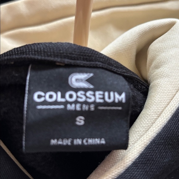 Colosseum Black and Cream Hoodie - Picture 3 of 3